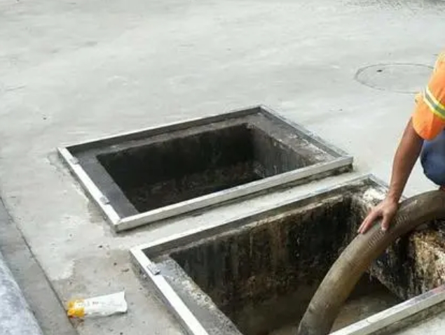 明光化粪池清理