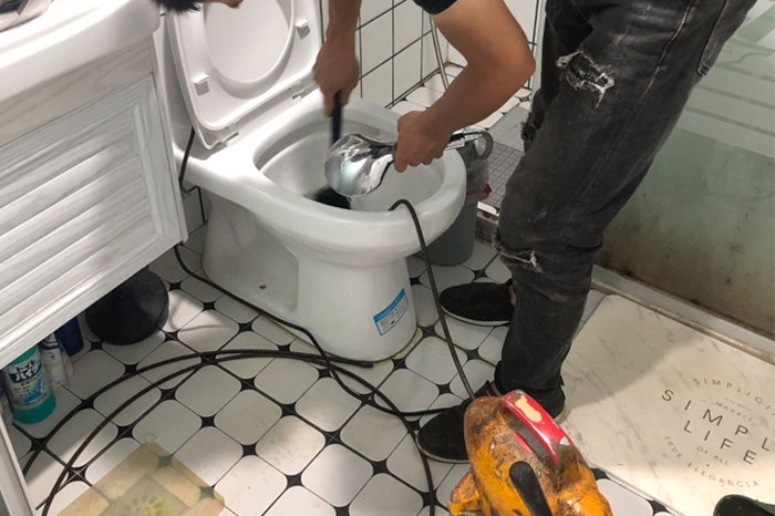 明光专业下水道打捞手机戒子项链等物品